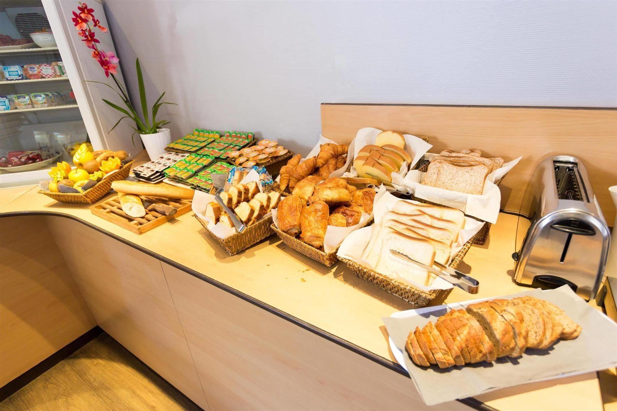 Hotel Inn Grenoble Eybens Parc Des Expositions Ex Kyriad Εξωτερικό φωτογραφία